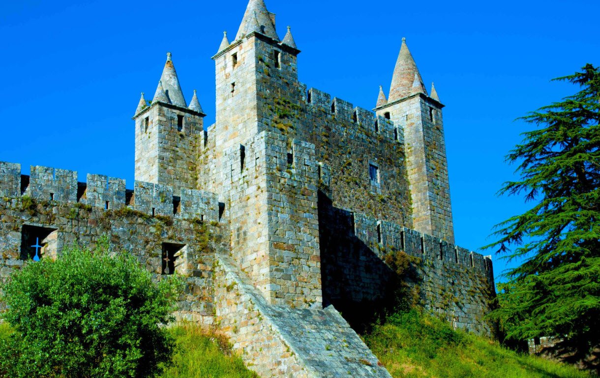 Castelo de Codesseiro / Torre de Codesseiro, Portugal